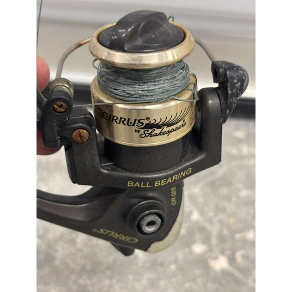 Zebco and Cirrus Set of 2 Fishing Rod Gold and Red Size 64.5" - Picture 5 of 9